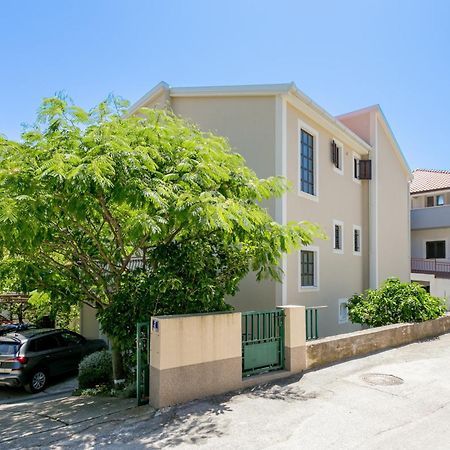 Apartments With A Parking Space Podstrana, Split - 17586 Esterno foto